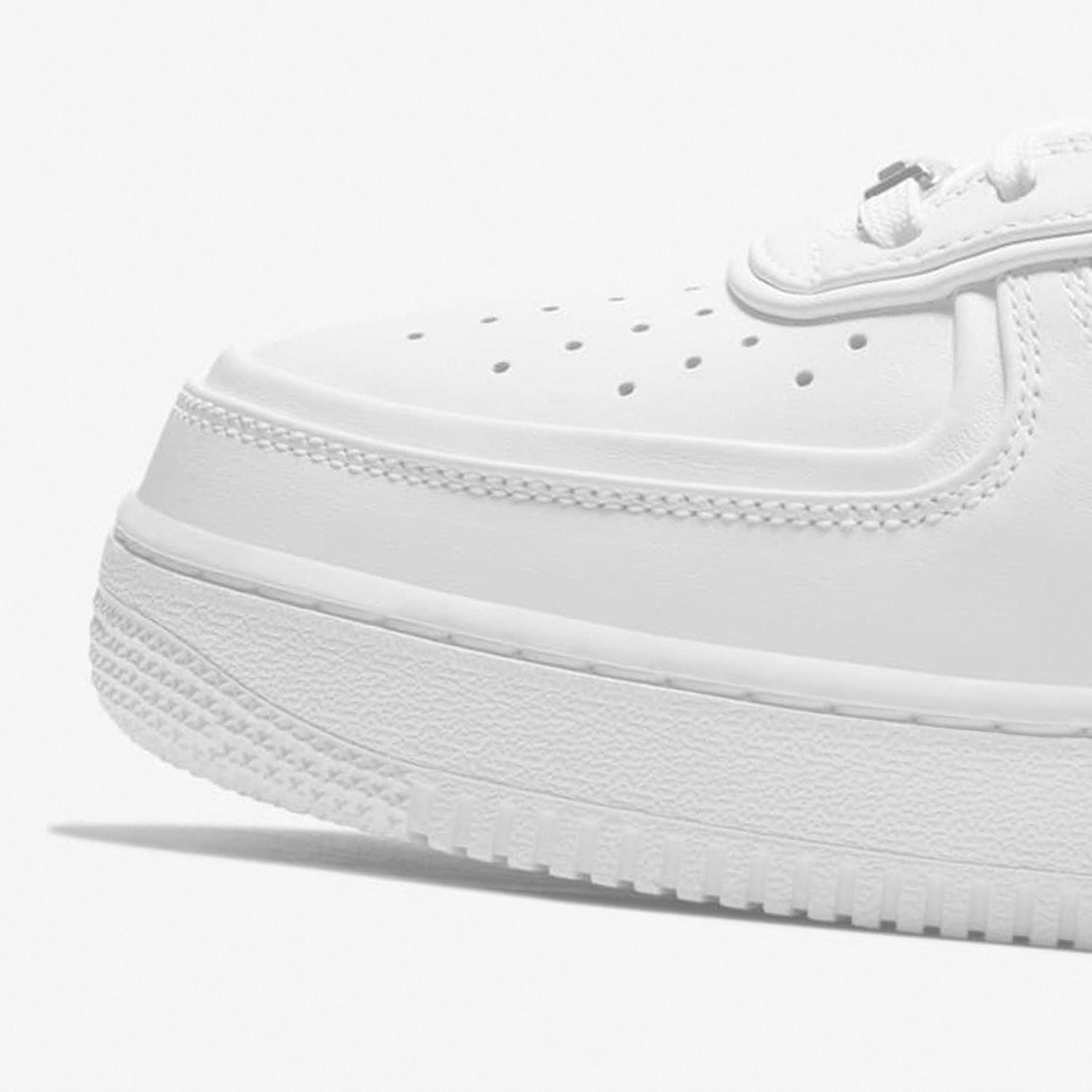 Nike/耐克正品Air Force 1联名款男士低帮运动板鞋AO9291-100,淘宝优惠券,粉丝福利购,淘宝优惠卷