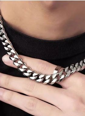 3/5/7mm Stainless Steel Cuban Link Chain Classic Punk Person