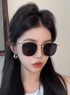 松弛感老钱镜出门自带高级滤镜