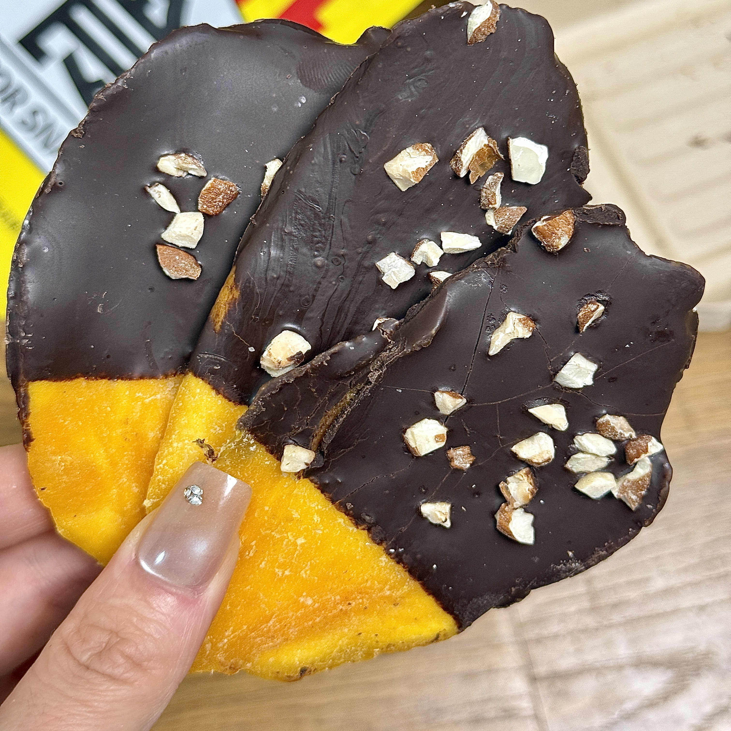 七分乐巧克力涂层芒果网红爆款孕妇老式芒果干休闲办公解馋小零食,淘宝优惠券,粉丝福利购,淘宝优惠卷