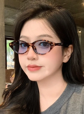 椭圆形小框书呆子眼镜2025新款可爱墨镜女防紫外线防晒遮阳太阳镜