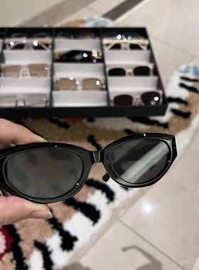 25新墨镜女潮男杨超越孔雪儿显瘦时尚太阳镜切边猫眼潮经典百搭批