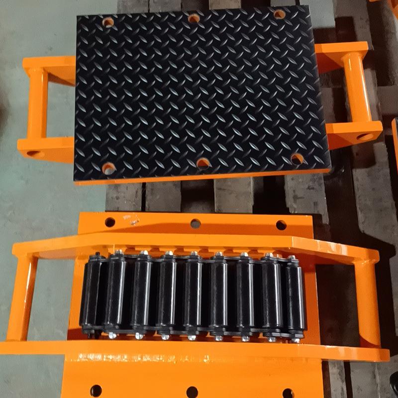 履带式搬运小坦克CRM0/80/120/250T吨重物机械槽钢移位搬运车 - 图1