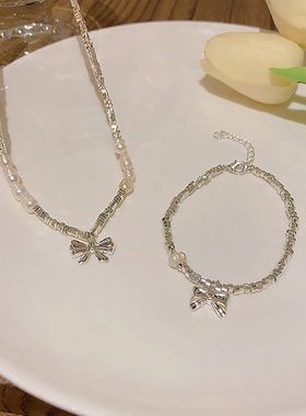 ins潮高级感珍珠蝴蝶结项链女