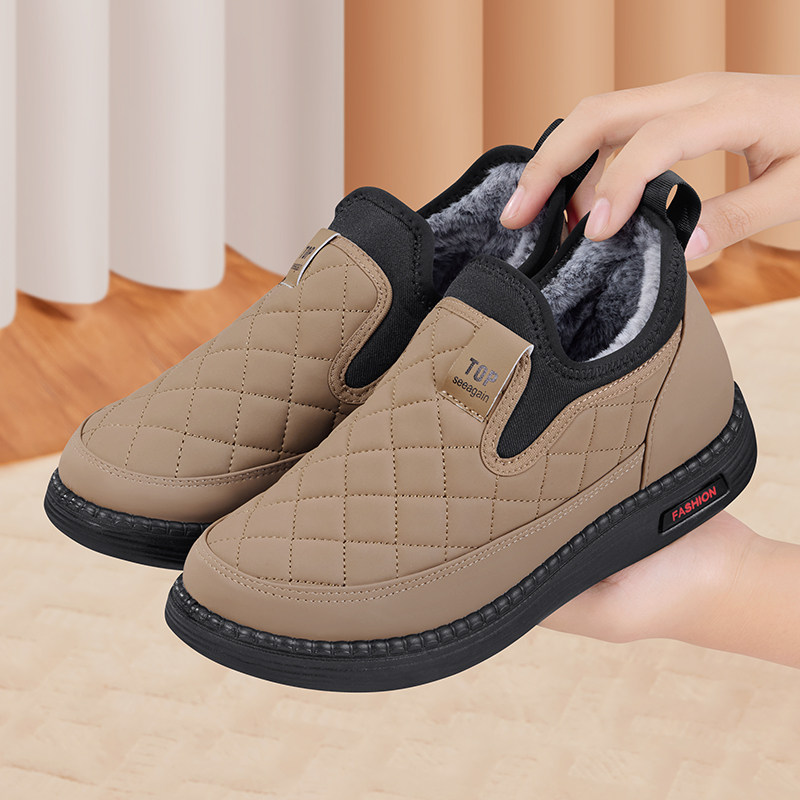 老北京布鞋女冬季加绒加厚老人棉靴防滑保暖一脚蹬中老年妈妈棉鞋,淘宝优惠券,粉丝福利购,淘宝优惠卷