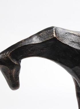 抽象雕塑摆件铸铁金属人物客厅博古架电视柜软装新中式样板房摆设