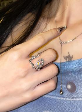 RP-灵映设计感摇摆月光石食指戒