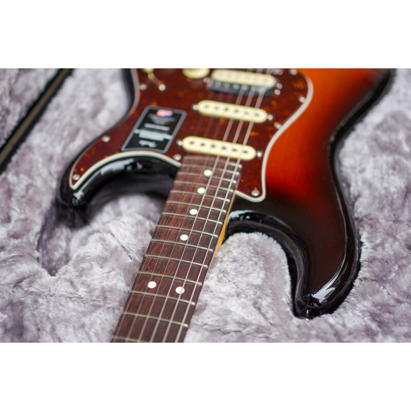 Fender 芬达 美专 二代 STRATOCASTER  美专2 - 图2