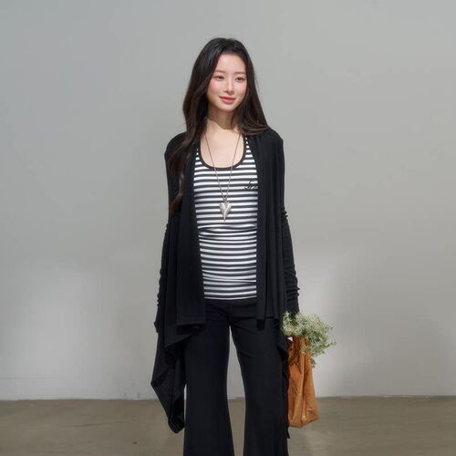 iNSLiiSA 长款不规则黑色薄款气质开衫女针织早春穿搭垂感长外套 - 图1