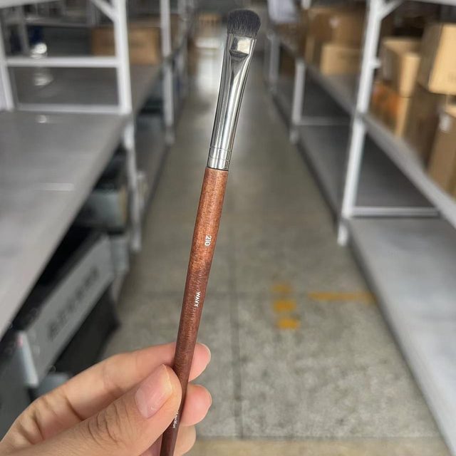 Makeupforeve makeup brush 210 eye shadow brush 124 powder brush 174 concealer brush blush brush lip