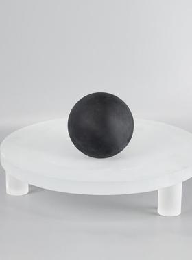 现代极简白色磨砂圆形三足高脚果盘托盘摆件样板间家居新中式装饰