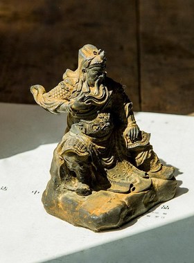 国风中式仿铸铁武圣关羽关公二爷人物桌J面摆件客厅书房手工自然