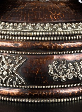 西藏藏式复古收纳盒储物盒糌粑盒糖果盒法L事米盒纯铜客厅装饰摆