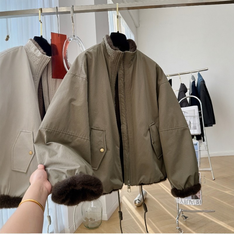 2025冬季新款高级感立领短款工装外套女毛毛内胆仿皮草派克服夹克,淘宝优惠券,粉丝福利购,淘宝优惠卷