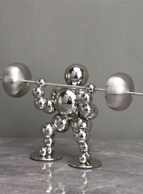 新中式轻奢金属举重人摆件客厅样板房电视柜玄关家居软Y装饰品摆