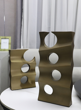 现代简约金色镂空几何摆件客厅卧室玄关I电视柜样板房家居软装饰