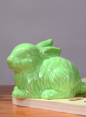 陶瓷绿色增运小站兔子摆件寓意招财风水助M姻缘家居创意装饰品一