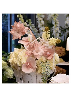 样板间客厅茶几仿真花艺术桌面摆件中古老钱风氛围感搭配装饰品