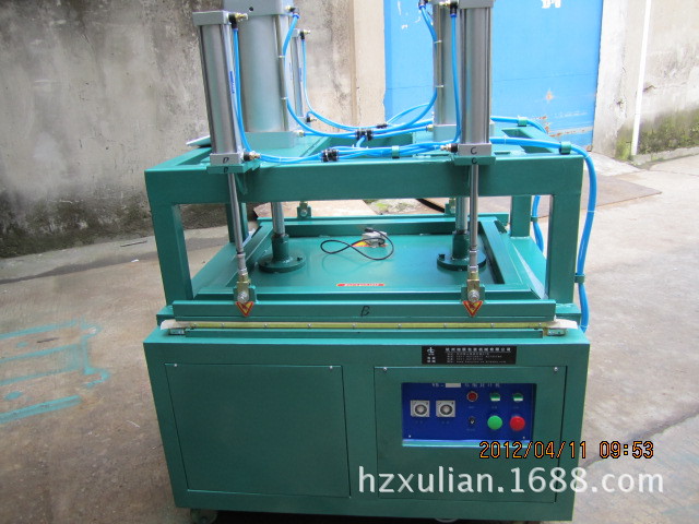 海绵压缩封口机、羽绒被压缩包装机、靠垫、枕芯真空压缩封口机 - 图1