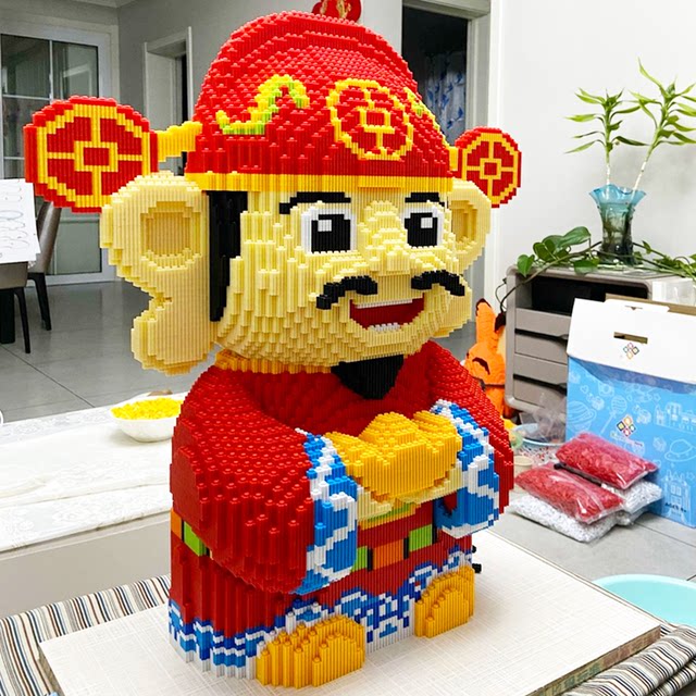 Huge God of Wealth assembled building blocks handcrafted and difficult for adults to attract wealth and treasure assembled building blocks ornaments gifts