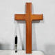 Extremely new solid wood church home living room bedroom study wall hanging R hanging wall decoration wooden cross