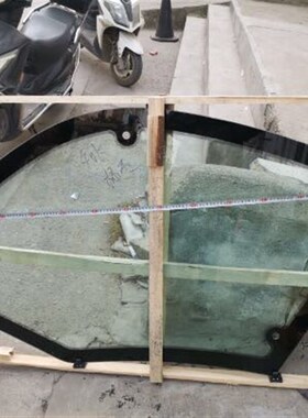 徐工吊车25k5上车门玻璃带黑边16吨12吨25k 徐工吊车操纵室门玻璃