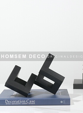 简约现代黑色几h何抽象软装饰品家居样板房间售楼处酒店玄关摆件