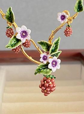 手工珐琅可爱仓鼠珍珠黑莓花朵花枝鼠项链胸针女时尚高级感饰品