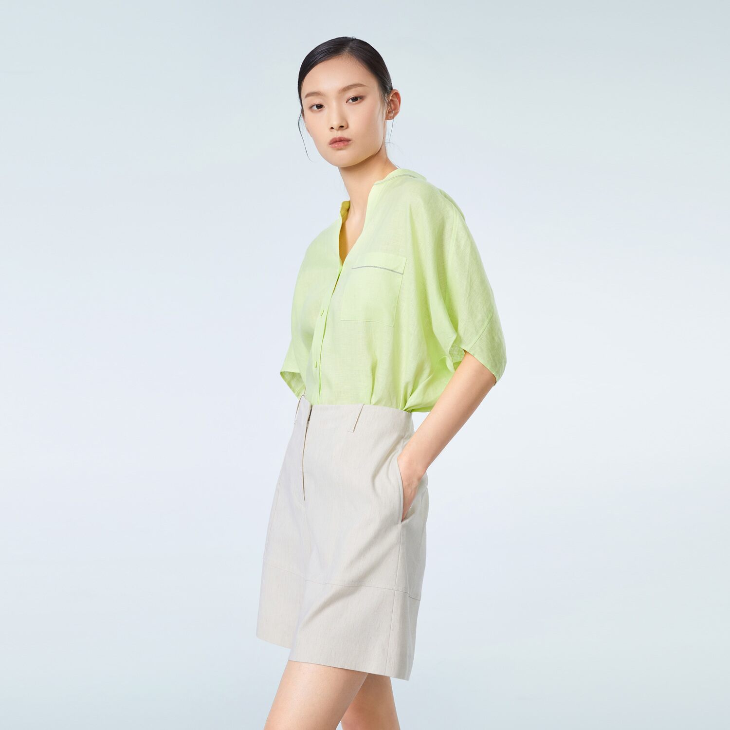 OVVOutlet 春夏热卖女亚麻立领落肩珠链装饰短袖休闲衬衫