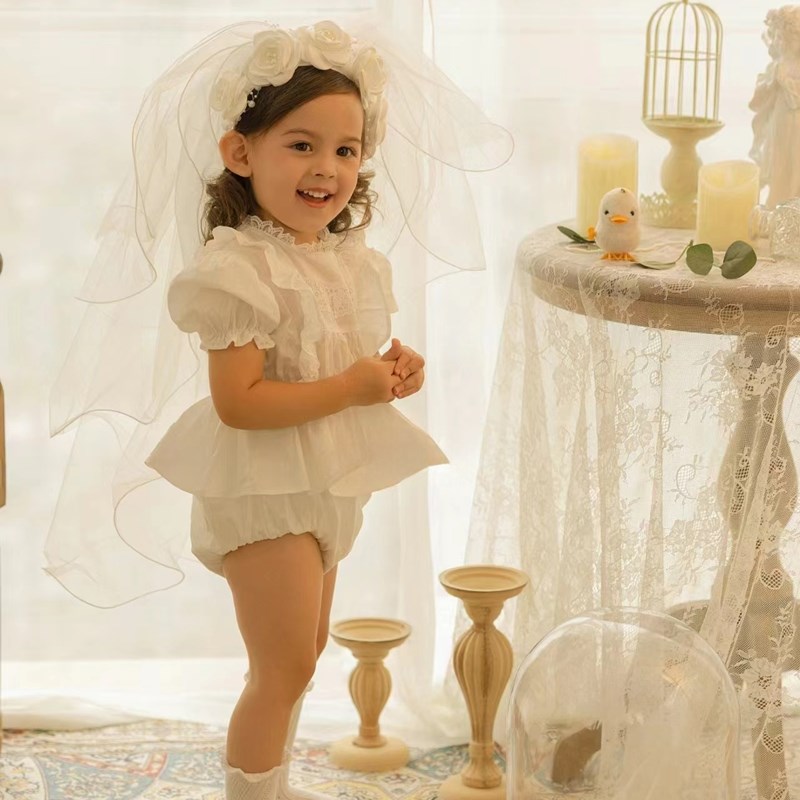 儿童摄影服装宝宝百天照周岁照2岁拍照服装复古婚纱白色公主头纱 - 图2