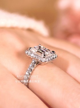 祖母绿形莫桑石戒指经典围钻款方糖定制铂金PT950镶一克拉钻婚戒