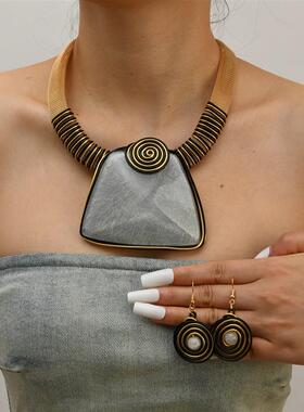 necklace women欧美大牌夸张手工编织几何亚克力宝石项链女士派对