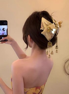 锦纹铜铃~黄色刺绣金蝶发夹边夹民族风发饰女新中式流苏三角抓夹