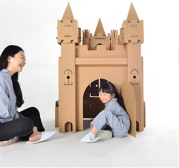 儿童DIY手工超大厚纸箱城堡纸房子 亲子创意纸板立体手绘游戏屋 - 图2