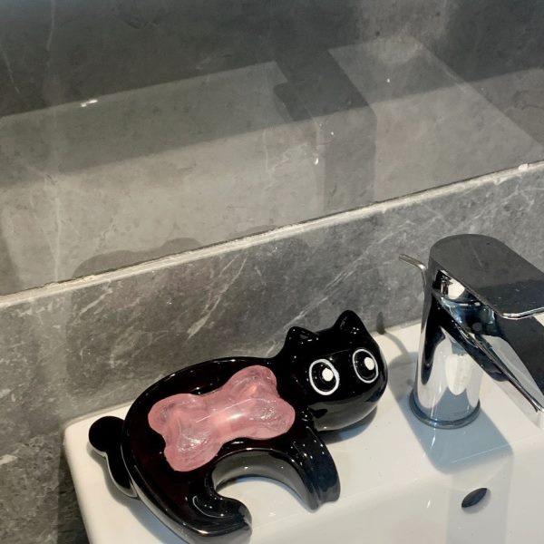 Soap box storage rack soap soap box cute Rongxiong water accumulation household drain dish black cat storage box ornament