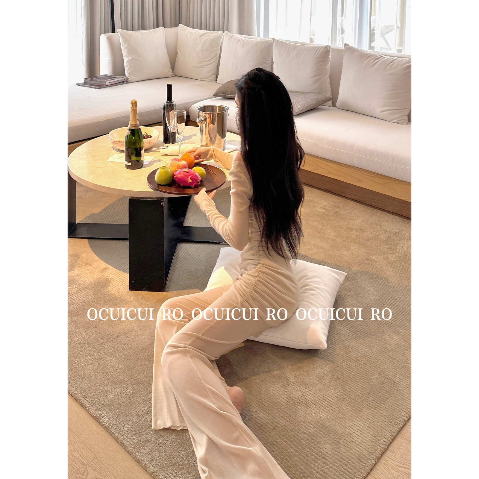 CUICUI崔崔【神明少女】早秋气质朦胧感显曲线荡领上衣微喇裤套装,淘宝优惠券,粉丝福利购,淘宝优惠卷