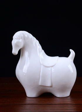 简约现代创意马陶瓷摆件 工v艺品雕塑亲亲办公室客厅艺术品装饰品