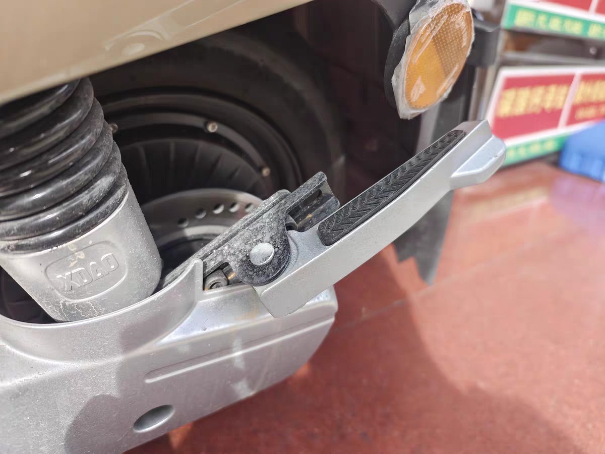 适用小刀电动车星驰智荟后脚踏后座减震扩展踩脚后搁脚折叠踏脚板,淘宝优惠券,粉丝福利购,淘宝优惠卷