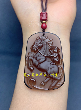 男女冰曜石精雕马上封侯玉石吊坠