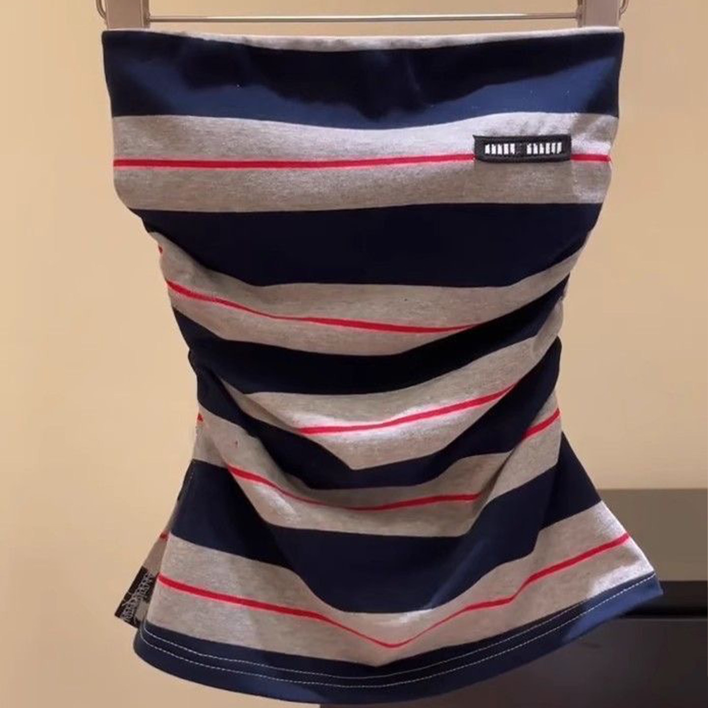 辣妹风撞色条纹抹胸吊带背心女外穿带胸垫修身短款内搭无袖小上衣,淘宝优惠券,粉丝福利购,淘宝优惠卷