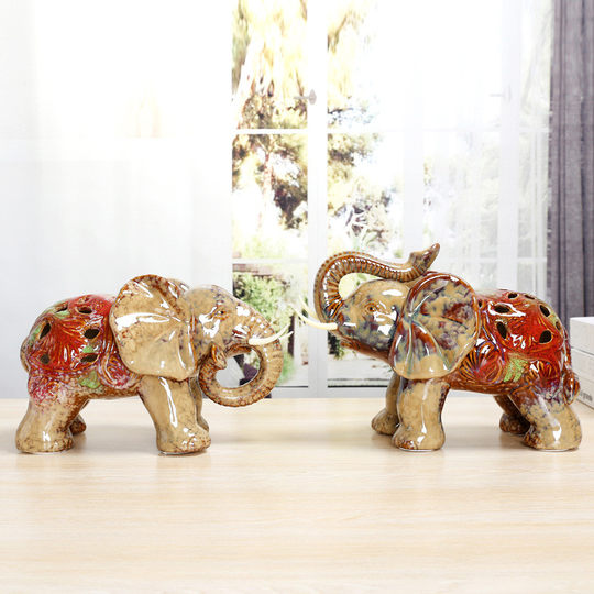 Factory direct supply ceramic ornaments Southeast Asian ceramic gifts elephant home TV cabinet elephant ornaments crafts
