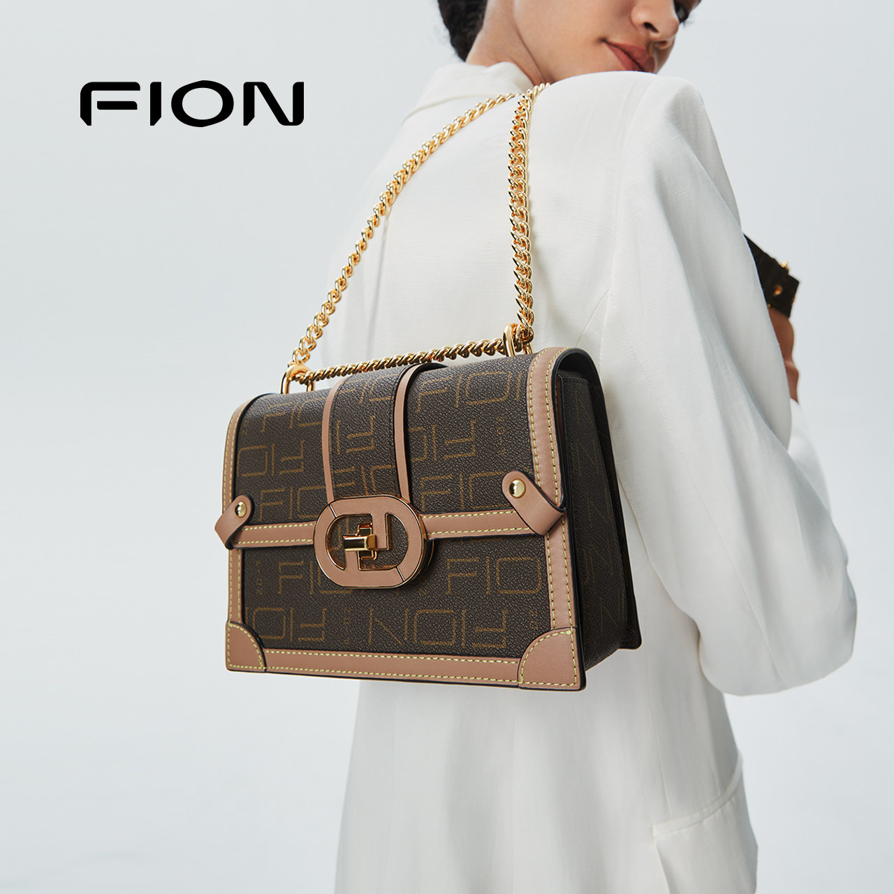 Fion/菲安妮女包盒子小方包新款时尚女士小众链条斜挎单肩腋下包,淘宝优惠券,粉丝福利购,淘宝优惠卷