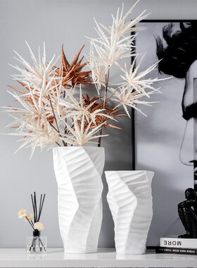 现代简约折线叶纹花瓶黑白x树刺树脂大花器民宿酒店样板房摆件