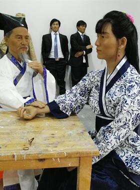 捣糍粑蜡像电动蜡像蜡像会动的蜡像蜡像场景复原