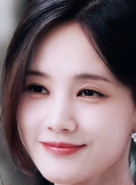 美人余李一桐余梦同款菱形锆石耳环镂空高级感百搭耳饰女2026新款