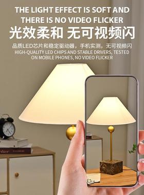 法式氛围桌面台灯客厅书房卧室床头灯喂奶小夜灯创意布艺金色台灯