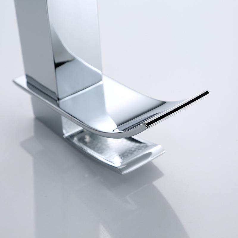 外贸出口直销水暖洁具电镀单孔脸盆龙头扁嘴瀑布家用浴室,淘宝优惠券,粉丝福利购,淘宝优惠卷