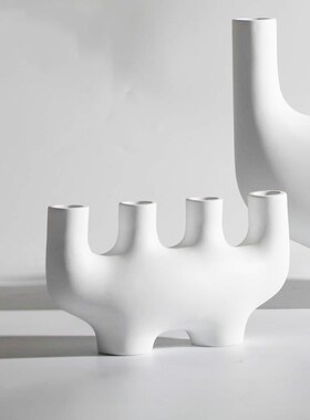 简约现代白色f树脂创意多孔抽象几何雕塑样板间客厅玄关桌面摆件