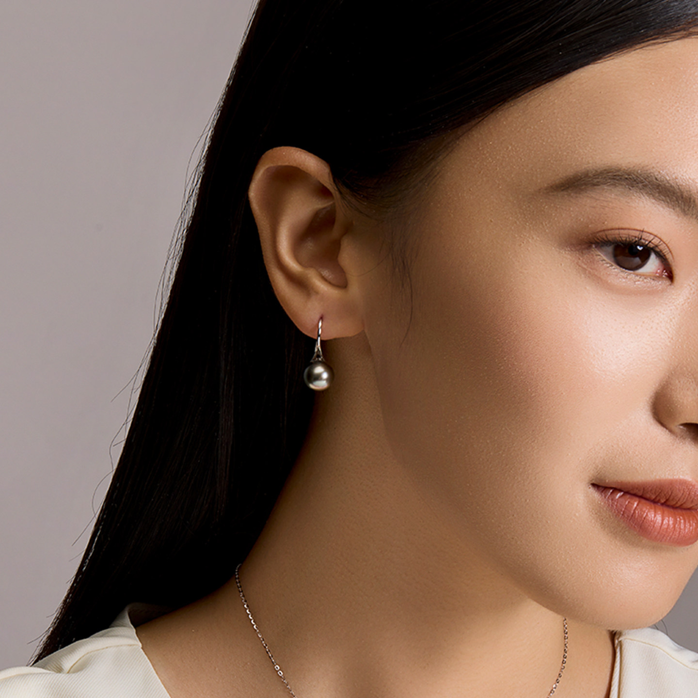 老凤祥大溪地黑珍珠耳饰海水珍珠耳环轻奢高级感耳钩珠宝官方正品,淘宝优惠券,粉丝福利购,淘宝优惠卷