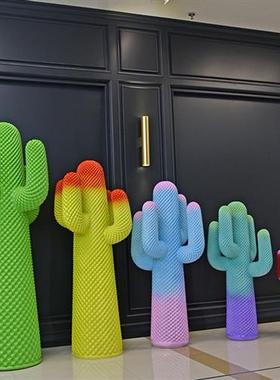 网红仙人掌衣架玻璃纤维雕塑客厅服装店美丽的植物装饰落地大型装